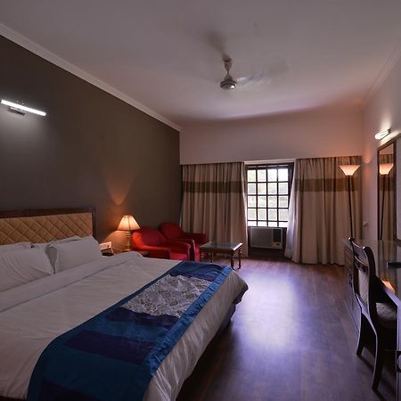 Hotel North Park 潘切库拉 外观 照片
