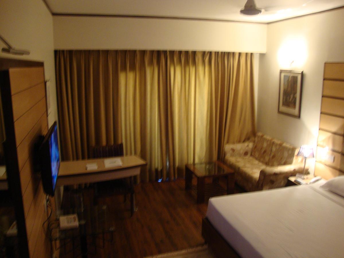 Hotel North Park 潘切库拉 外观 照片