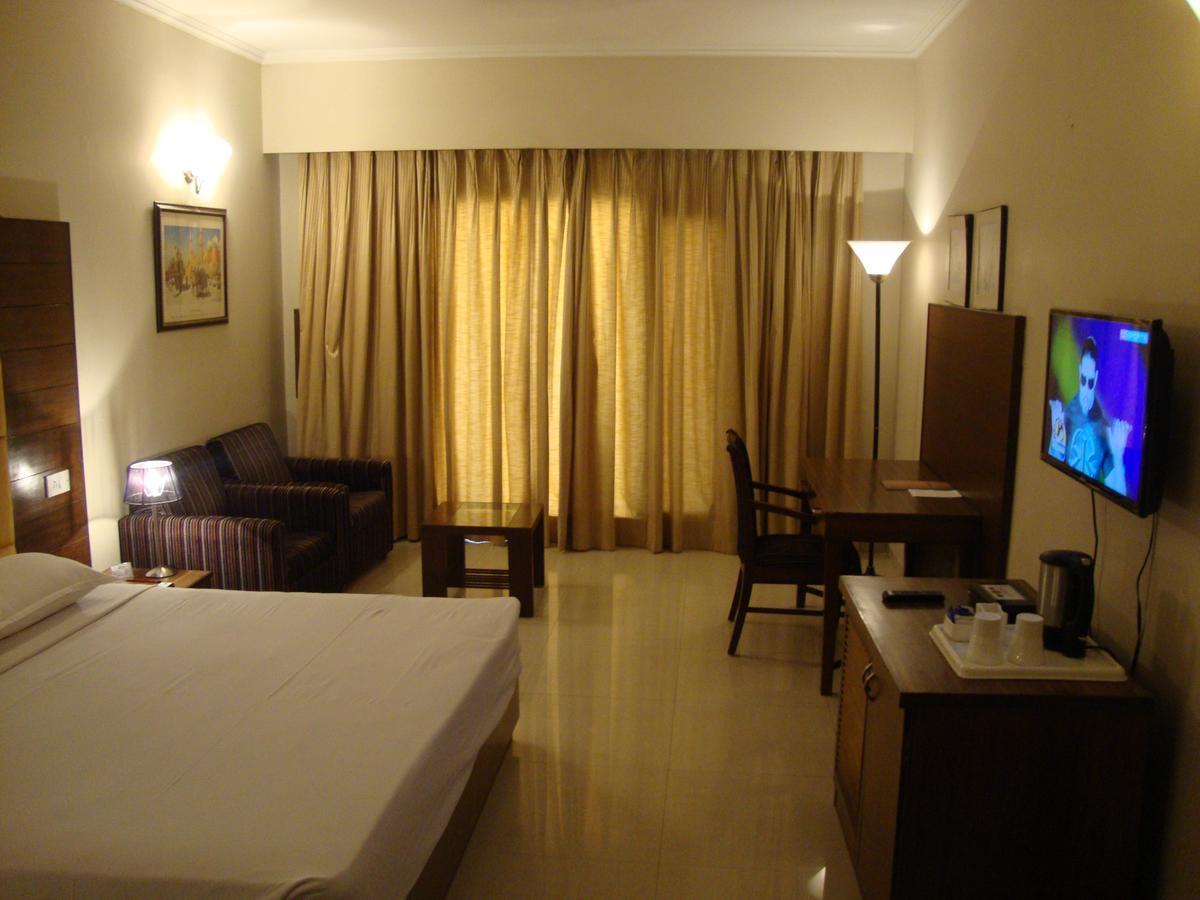 Hotel North Park 潘切库拉 外观 照片