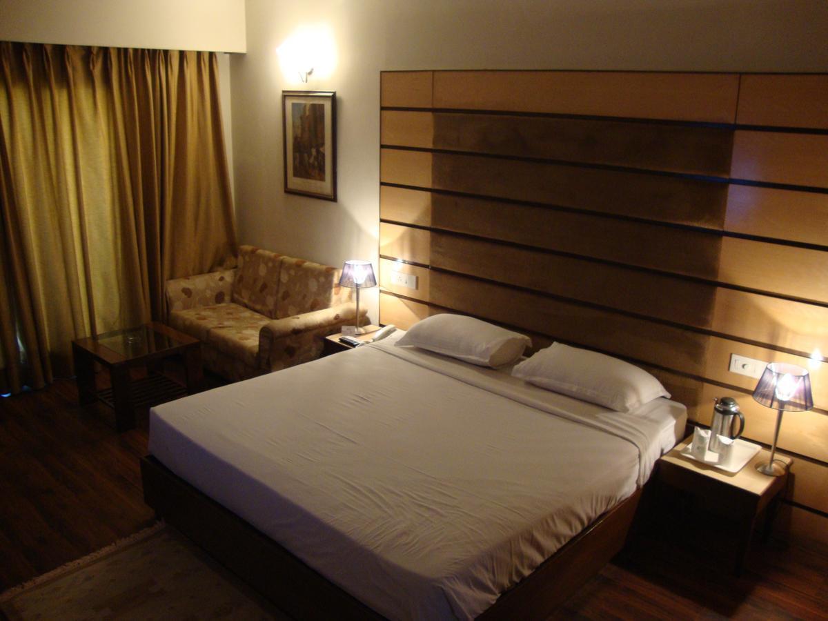 Hotel North Park 潘切库拉 外观 照片